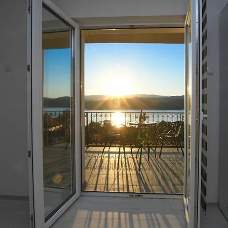 Nyaraló Mokka House Tekija (Bor)